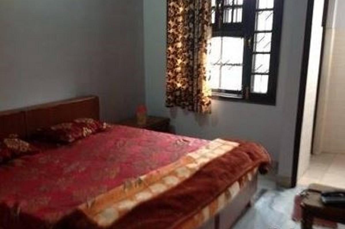 Raja Guest House Jalandhar Eksteriør billede
